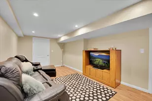 49 N Lake Ave, Fox Lake, IL 60020 - Photo 5