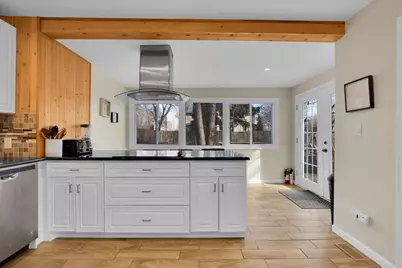 49 N Lake Avenue, Fox Lake, IL 60020 - Photo 15