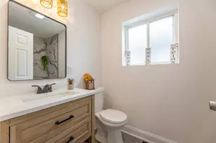 10029 S Wentworth Ave, Chicago, IL 60628 - Photo 17