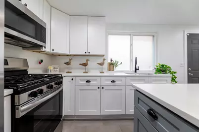 10029 S Wentworth Avenue, Chicago, IL 60628 - Photo 9