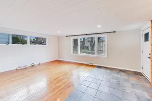 916 S 6th Ave, Saint Charles, IL 60174 - Photo 5