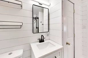 916 S 6th Ave, Saint Charles, IL 60174 - Photo 17