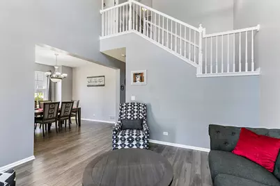 394 Rockland Avenue, Elgin, IL 60124 - Photo 5