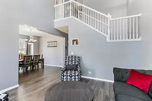 394 Rockland Ave, Elgin, IL 60124 - Photo 5