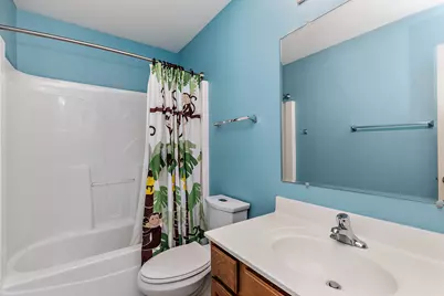 394 Rockland Avenue, Elgin, IL 60124 - Photo 23