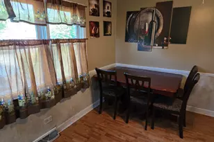 15035 Harding Ave, Midlothian, IL 60445 - Photo 9