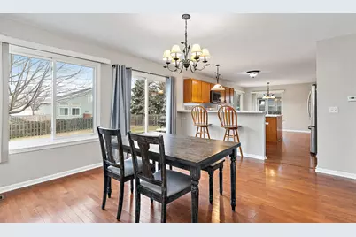 871 Taralon Trail, Lake in the Hills, IL 60156 - Photo 7