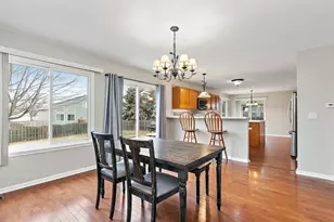 871 Taralon Trail, Lake in the Hills, IL 60156 - Photo 7