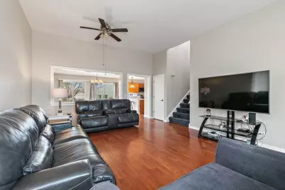 871 Taralon Trail, Lake in the Hills, IL 60156 - Photo 5