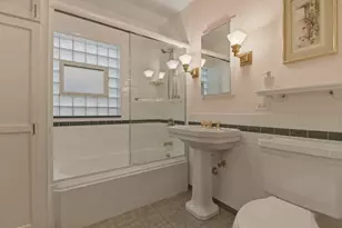 139 N Ridgeland Ave, Oak Park, IL 60302 - Photo 17