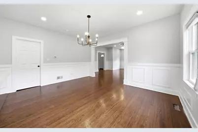 11410 S Eggleston Avenue, Chicago, IL 60628 - Photo 5