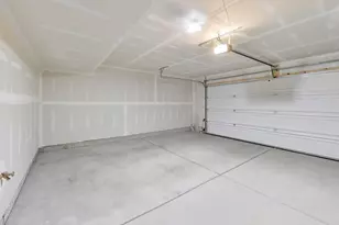 1406 Neubauer Circle, Lindenhurst, IL 60046 - Photo 27