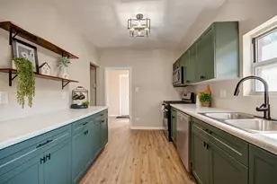 10541 S Normal Ave, Chicago, IL 60628 - Photo 5