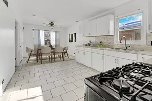 403 Prairie Ave, Calumet City, IL 60409 - Photo 7