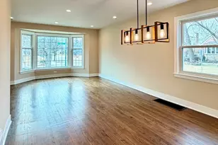 6356 W Giddings St, Chicago, IL 60630 - Photo 7