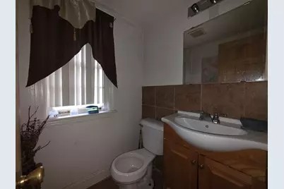 [Address not provided], Riverdale, IL 60827 - Photo 3