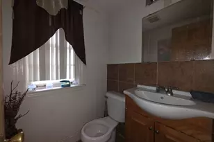 308 W 145th Pl, Riverdale, IL 60827 - Photo 3