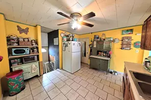 1209 Watson St, Streator, IL 61364 - Photo 5