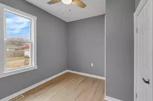 15647 Union Ave, Harvey, IL 60426 - Photo 17