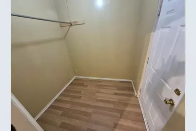 2046 W 19th Street #2, Chicago, IL 60608 - Photo 11