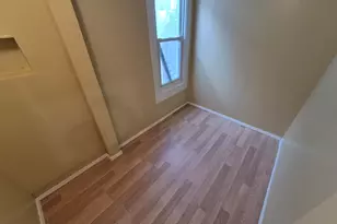 2046 W 19th St, Chicago, IL 60608 - Photo 9