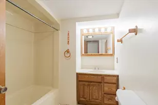 507 E Cemetery St, Chenoa, IL 61726 - Photo 15