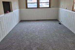 12749 S Escanaba Ave, Chicago, IL 60633 - Photo 5