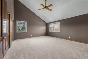 2S904 Heritage Glen Ct, Batavia, IL 60510 - Photo 11