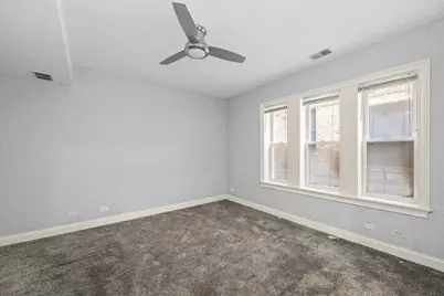 7020 S Paxton Avenue #1S, Chicago, IL 60649 - Photo 17