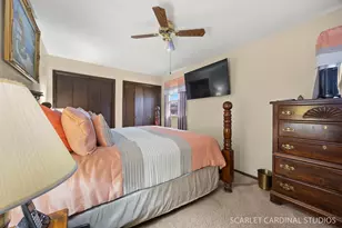 2140 Sandburg Dr, Aurora, IL 60506 - Photo 11