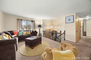 2140 Sandburg Dr, Aurora, IL 60506 - Photo 5