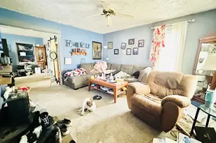 208 W 12th St, Streator, IL 61364 - Photo 3