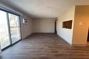 206 W Division St, Villa Park, IL 60181 - Photo 3