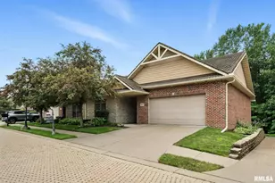 1013 2nd St Ct, Moline, IL 61265 - Photo 19