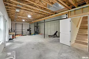 1013 2nd St Ct, Moline, IL 61265 - Photo 17