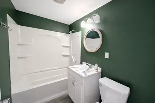 530 Wilshire Dr, Machesney Park, IL 61115 - Photo 11