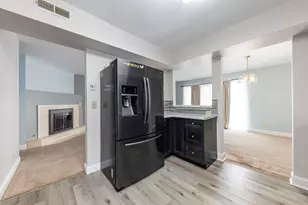 [Address not provided], Naperville, IL 60563 - Photo 5