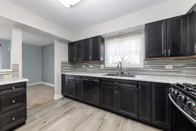 [Address not provided], Naperville, IL 60563 - Photo 3