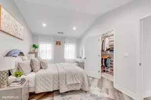 1251 Rosewood Ct, Schaumburg, IL 60193 - Photo 17