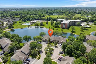 1251 Rosewood Ct, Schaumburg, IL 60193 - Photo 3