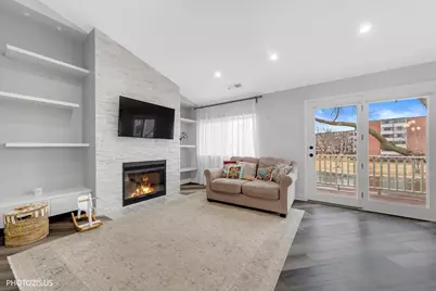 1251 Rosewood Court #B2, Schaumburg, IL 60193 - Photo 13