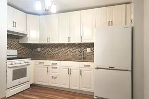 9009 Golf Rd, Des Plaines, IL 60016 - Photo 7