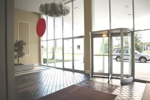 9009 Golf Rd, Des Plaines, IL 60016 - Photo 3