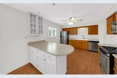 5080 Prairie Oak Road, Gurnee, IL 60031 - Photo 11