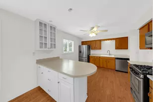 5080 Prairie Oak Rd, Gurnee, IL 60031 - Photo 11