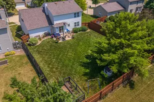 2804 Longmeadow Ln, Bloomington, IL 61704 - Photo 47