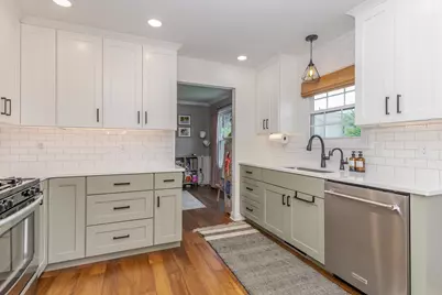 2804 Longmeadow Lane, Bloomington, IL 61704 - Photo 13