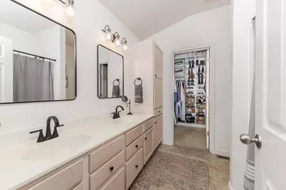 2804 Longmeadow Lane, Bloomington, IL 61704 - Photo 29