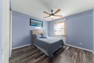 15513 Whitehall Ln, Orland Park, IL 60462 - Photo 5