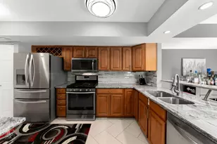 15513 Whitehall Ln, Orland Park, IL 60462 - Photo 3